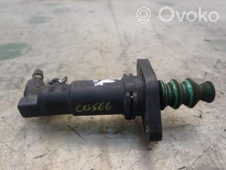 Volkswagen Bora Clutch slave cylinder 