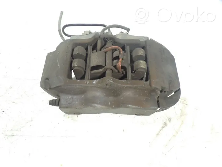 Volkswagen Touareg I Brake caliper pad carrier rear 7L6615424L