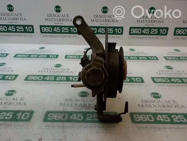 Mercedes-Benz ML W163 Rear wheel hub spindle/knuckle A1633500208