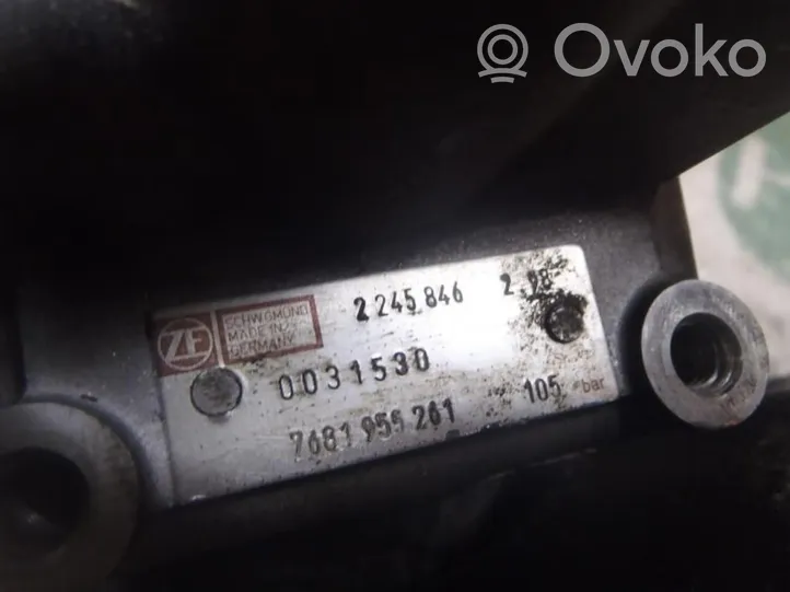 Opel Omega B2 Ohjaustehostimen pumppu 