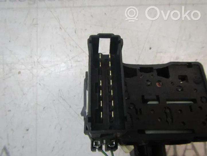 Renault Twingo II Wiper control stalk 