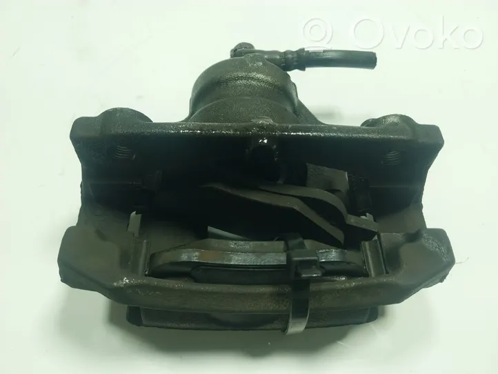 Toyota Aygo AB40 Caliper de freno delantero 477500H010