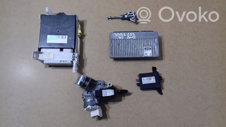 Toyota Yaris Kit centralina motore ECU e serratura 892210D110