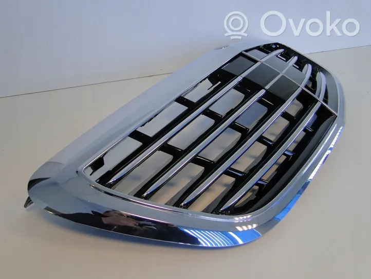 Mercedes-Benz S W222 Maskownica / Grill / Atrapa górna chłodnicy A2228800483