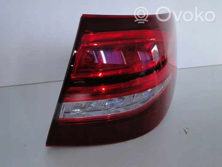 Mercedes-Benz C W205 Lampa tylna A2059065200