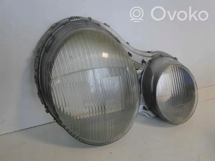 Mercedes-Benz E W210 Klosze lamp przednich 