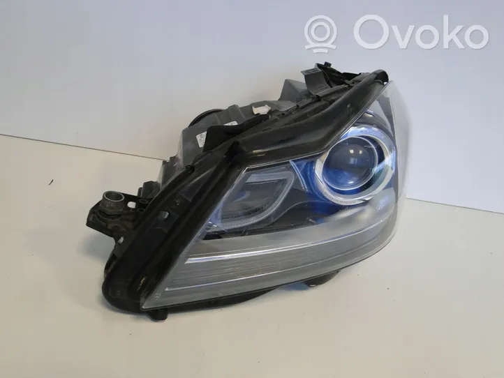 Mercedes-Benz C AMG W204 Faro/fanale A2048204339