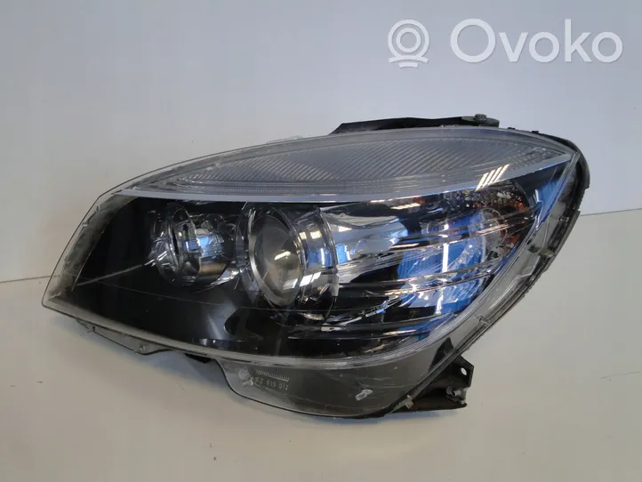 Mercedes-Benz CLC CL203 Phare frontale A2048208459