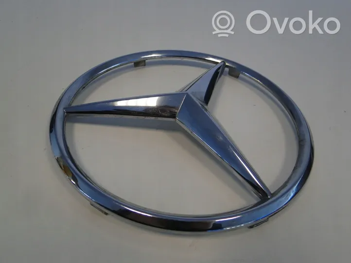 Mercedes-Benz Sprinter W907 W910 Manufacturer badge logo/emblem A0008172116