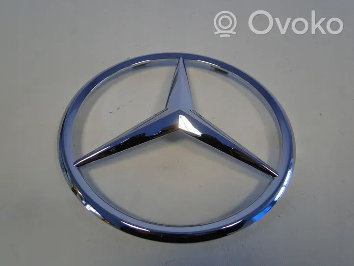 Mercedes-Benz CL C215 Valmistajan merkki/logo/tunnus A2158880186