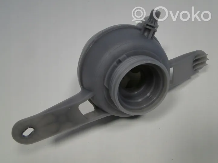 Mercedes-Benz  CLE C236 Vase d'expansion / réservoir de liquide de refroidissement A2065000100