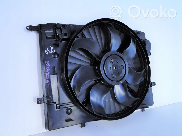 Mercedes-Benz C W205 Ventilatore di raffreddamento elettrico del radiatore A0999061300