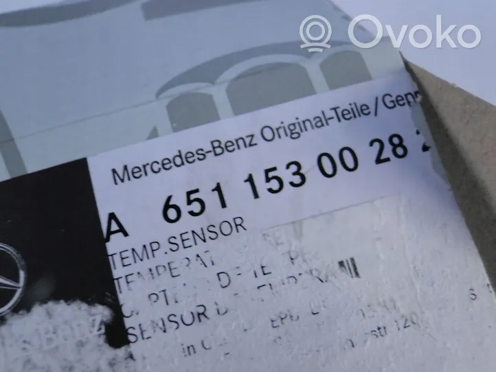 Mercedes-Benz E W210 Czujnik temperatury powietrza dolotowego A6511530028