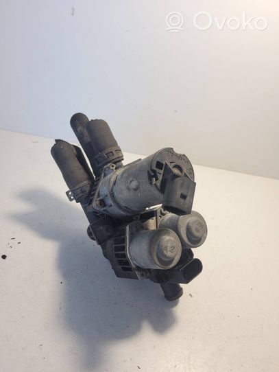 Mercedes-Benz S W220 Coolant heater control valve 2208300184