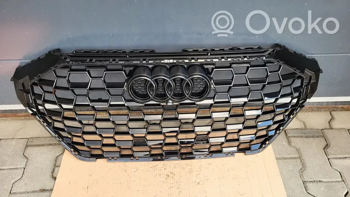 Audi RSQ3 Grille de calandre avant 