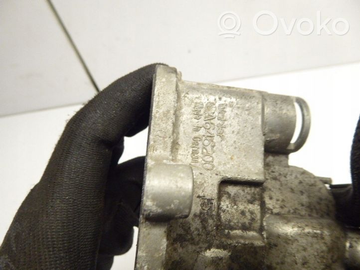 Mercedes-Benz E W211 Alloggiamento termostato A646200