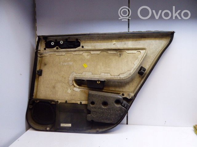 Opel Astra G Takaoven verhoilu 090561531