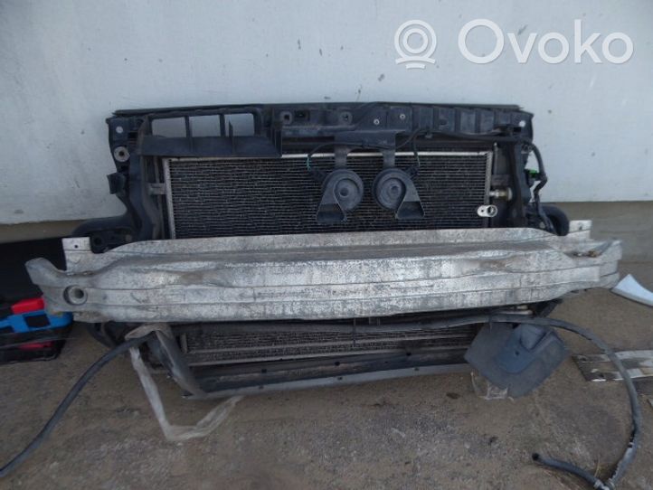 Audi A6 S6 C6 4F Dzesēšanas šķidruma radiators 4F0121284C