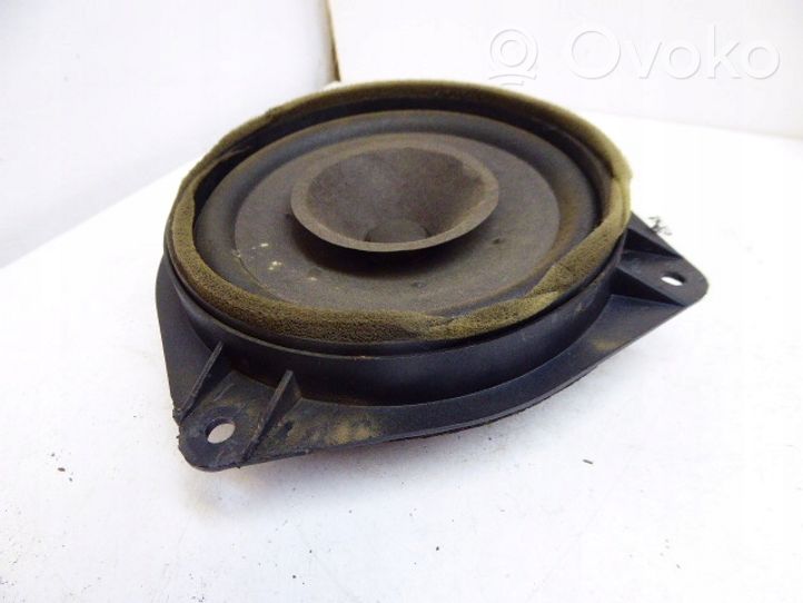 Toyota Avensis T220 Haut-parleur de porte avant 86160-05060