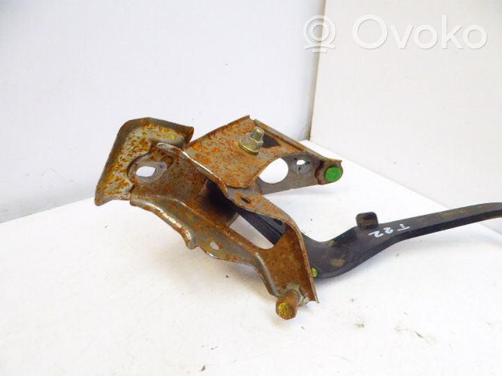 Toyota Avensis T220 Pedal de embrague 