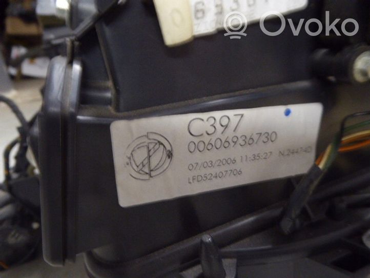Alfa Romeo 159 Scatola climatizzatore riscaldamento abitacolo assemblata 00606936730