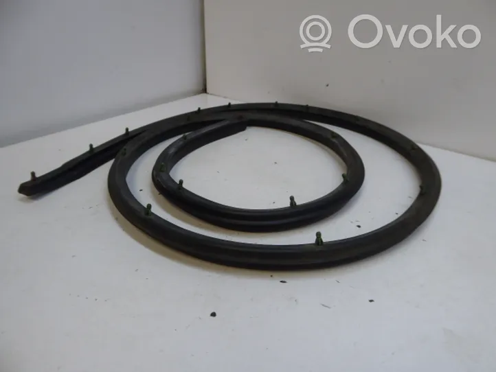 Nissan Qashqai Etuoven kumitiiviste 80830JD000