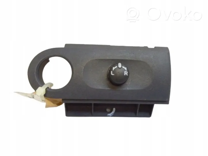 Mitsubishi Colt Wing mirror switch MN148893