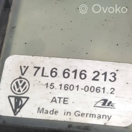 Volkswagen Touareg I Capteur de niveau de phare 7L6616213