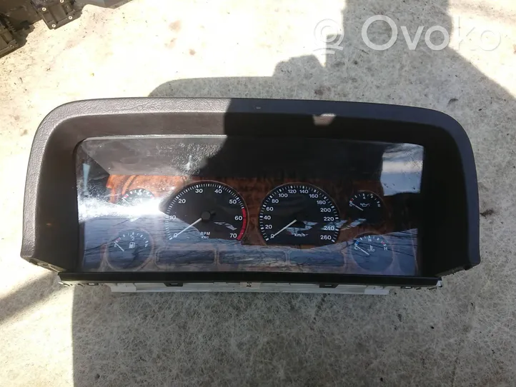 Jaguar XJ X40 Speedometer (instrument cluster) DBC6264