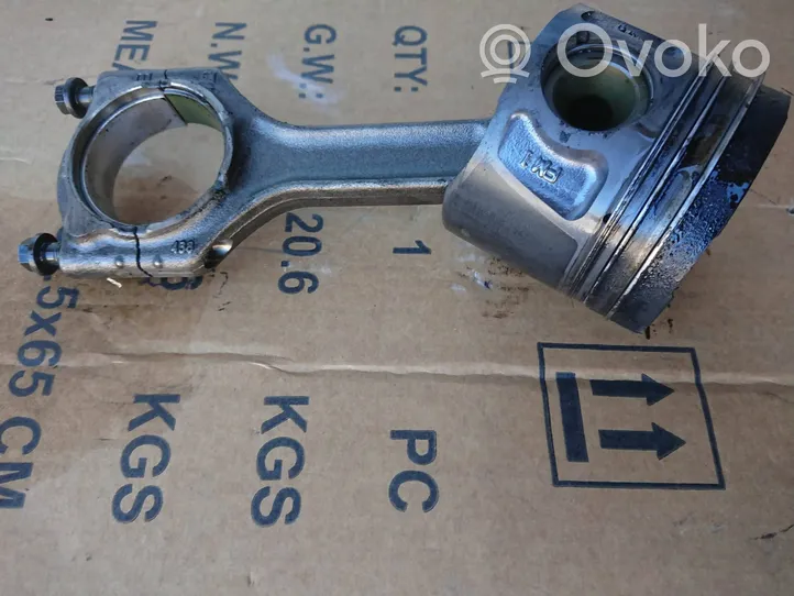 Opel Insignia A Piston GM438