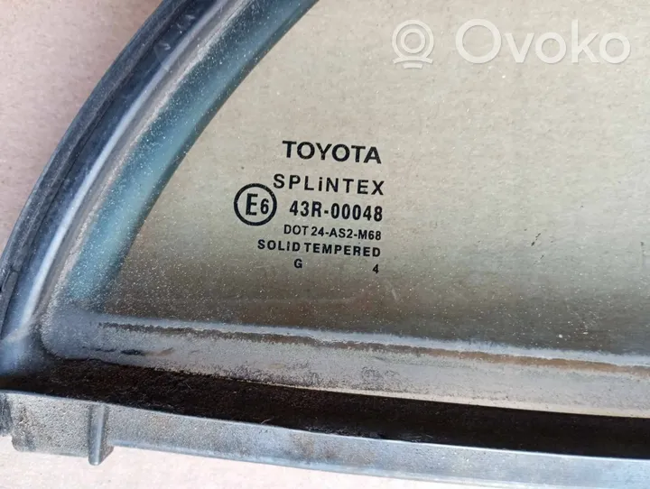 Toyota Avensis T220 Takakulmaikkunan ikkunalasi 43R00048