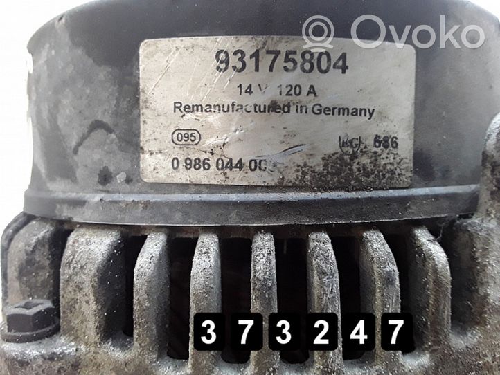 Opel Astra G Generatorius 2000DT 93175804 BOSCH