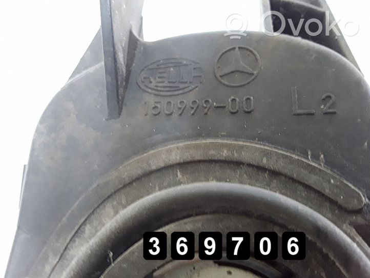 Mercedes-Benz C W203 Feu antibrouillard avant # 15099900