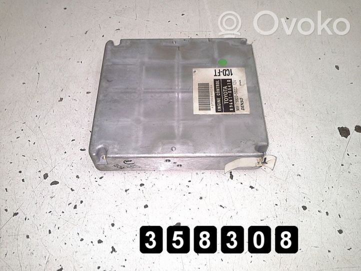 Toyota Avensis T220 Calculateur moteur ECU 8966105410