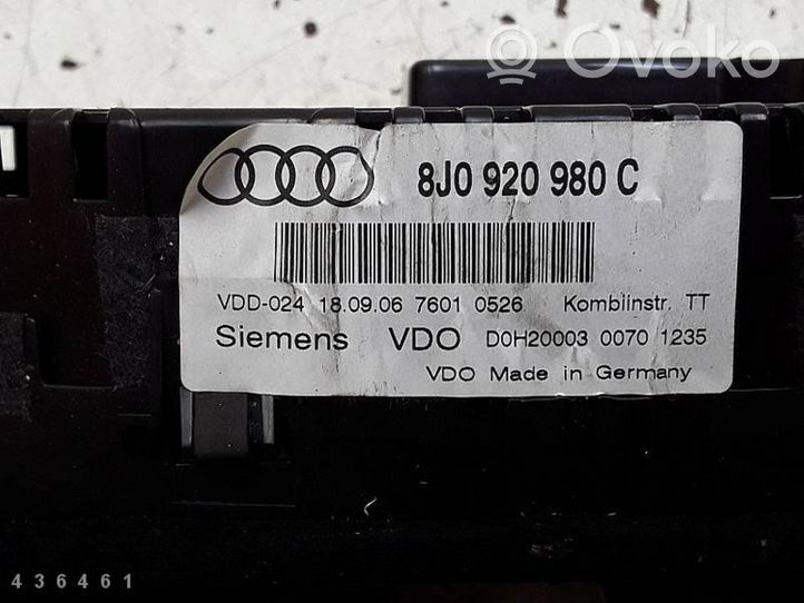 Audi TT Mk1 Compteur de vitesse tableau de bord 8J0920980C