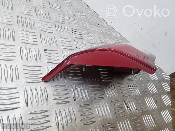 Mitsubishi Lancer VIII Lampy tylnej klapy bagażnika 13287977