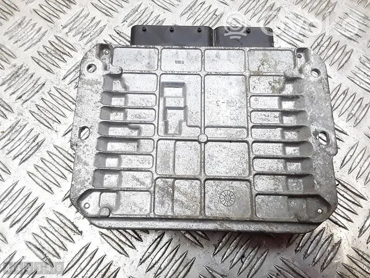 Nissan Pathfinder R52 Sterownik / Moduł ECU 237105X31C