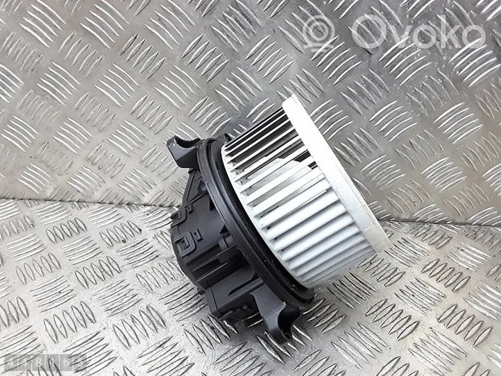 Ford Transit VII Ventola riscaldamento/ventilatore abitacolo 0130115573