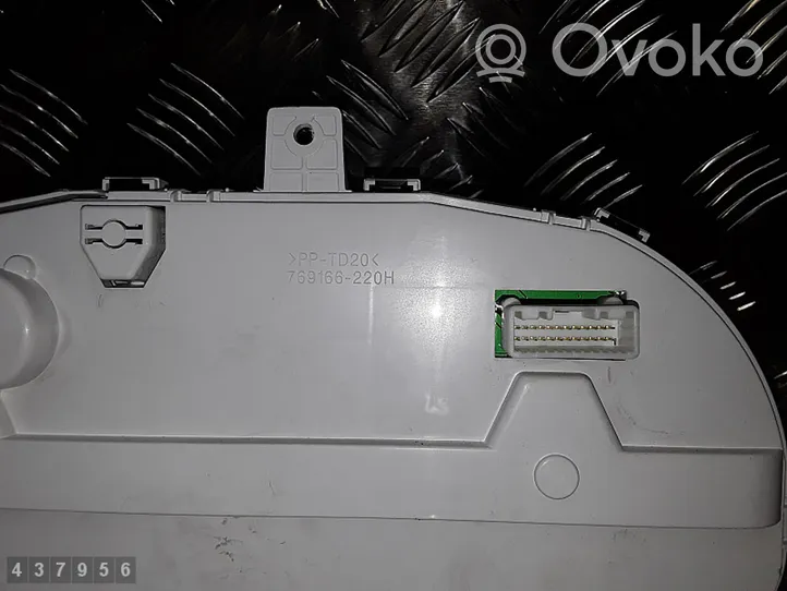 Mitsubishi Lancer Evolution Tachimetro (quadro strumenti) 8100B126A