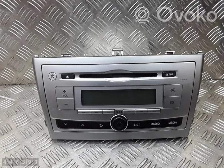 Toyota Avensis T270 Radio/CD/DVD/GPS-pääyksikkö 8612005220