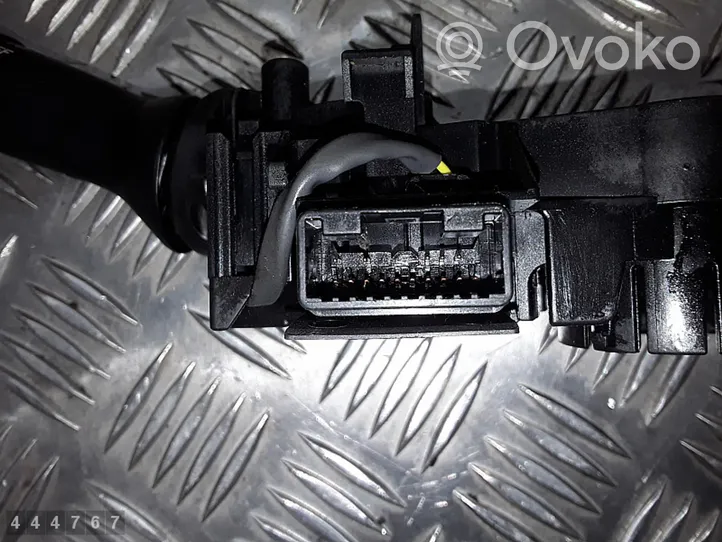 Toyota Prius (NHW20) Interrupteur d’éclairage 17F220