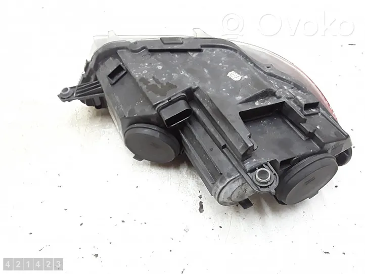 Volkswagen Scirocco Lampa przednia 1k8941005h