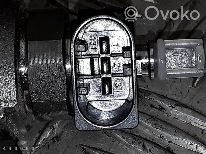 Skoda Octavia Mk4 Wtryskiwacz paliwa 