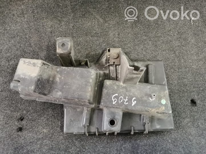Plymouth Grand Voyager Battery tray 