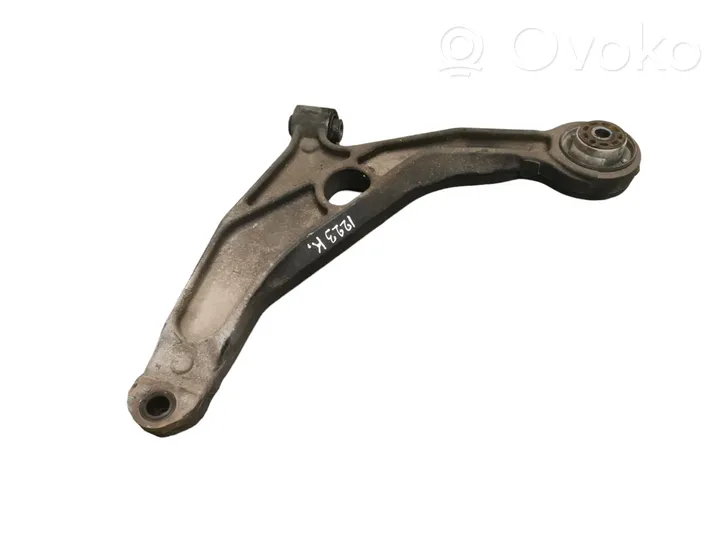 Fiat Freemont Fourchette, bras de suspension inférieur avant 04766423AD