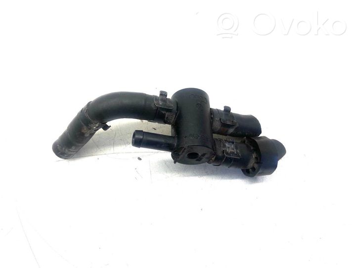 Volkswagen Polo V 6R Boîtier de thermostat / thermostat 03P121111D