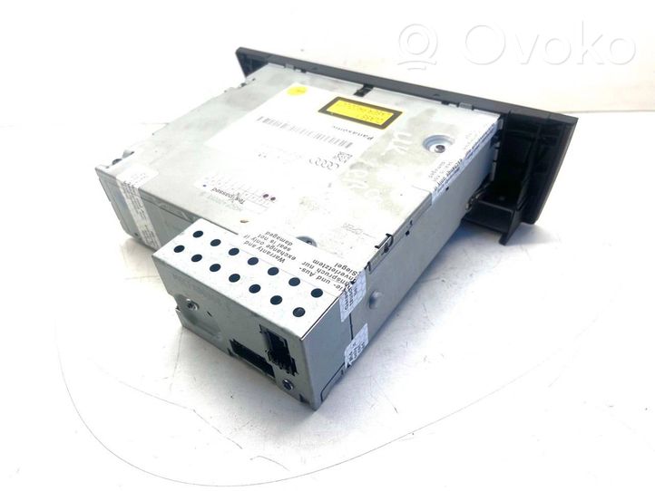 Audi A4 S4 B5 8D CD/DVD changer 8T2035110C