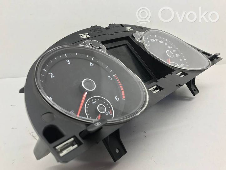 Volkswagen PASSAT B6 Speedometer (instrument cluster) 3C0920872G