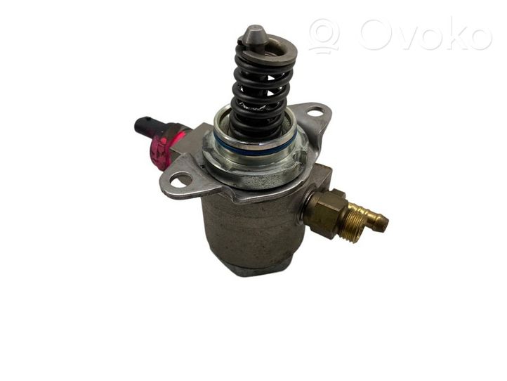 Volkswagen PASSAT B7 Pompe d'injection de carburant à haute pression 03C127026J