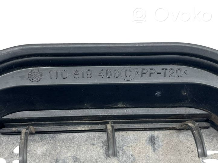 Volkswagen Touran I Ventiliacinės grotelės 1T0819466C